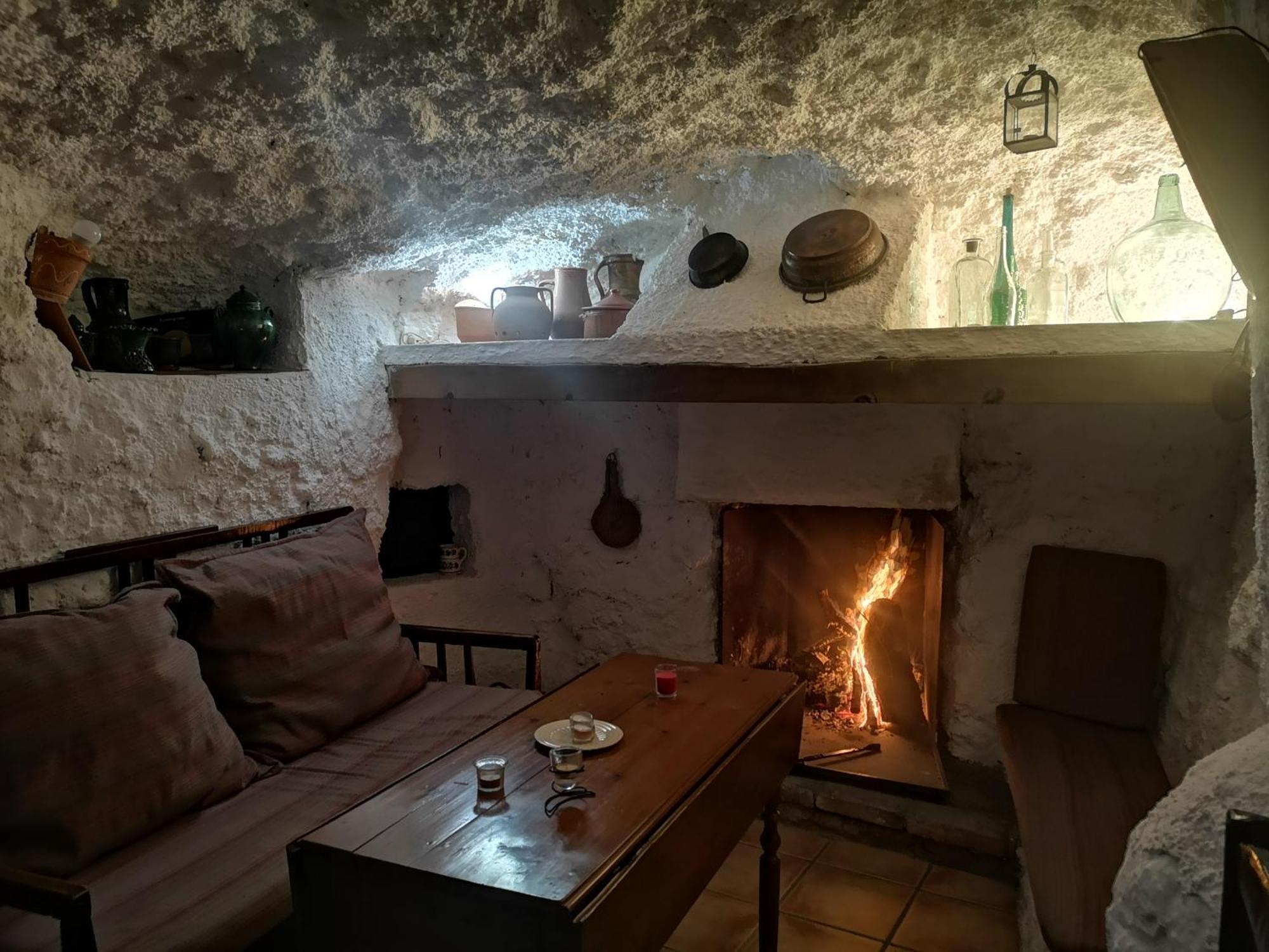 Cueva El Parral Guest House Pegalajar Bagian luar foto